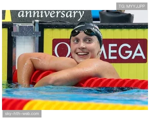 凯蒂·莱德基训练完顺手把泳池水喝干了？